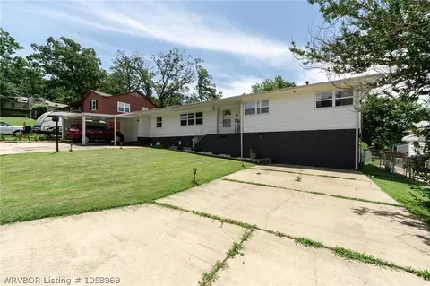 3018 Memphis St, Fort Smith, AR 72901 photo 2