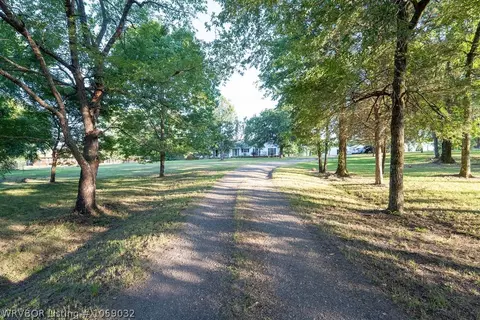 4807 W Highway 10, Hackett, AR 72937 photo 2