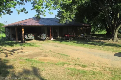 57 Gutter Rock, Paris, AR 72855 photo 1