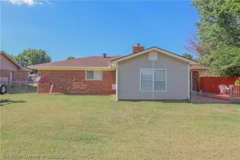1501 Strozier Ct, Barling, AR 72923 photo 21