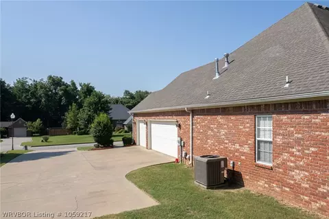 6803 Southfield Dr, Fort Smith, AR 72916 photo 4