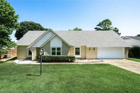 7609 Dover Pl, Fort Smith, AR 72903 photo 1