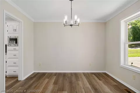 7609 Dover Pl, Fort Smith, AR 72903 photo 5