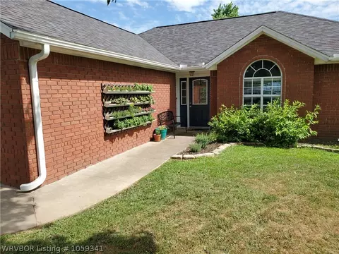 383 Thompson St, Centerton, AR 72719 photo 2