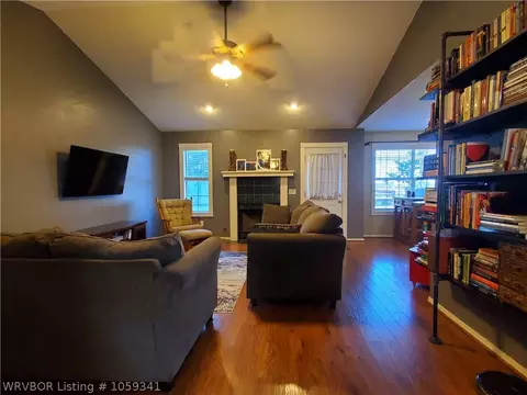 383 Thompson St, Centerton, AR 72719 photo 6