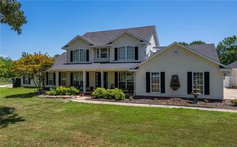 2715 Rebecca Lynn Ln, Van Buren, AR 72956
