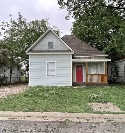 1014 S 10th St, Fort Smith, AR 72901 photo 1
