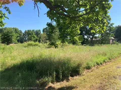 904 Southview St, Dyer, AR 72935 photo 15