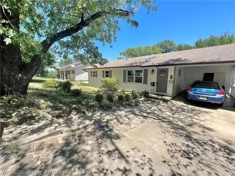1607 S 29th St, Fort Smith, AR 72901 photo 3