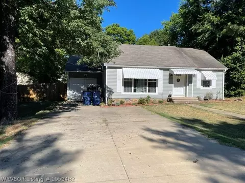 312 43rd St, Fort Smith, AR 72903 photo 2