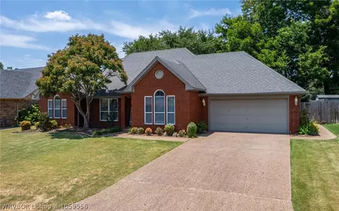 2704 Canterbury Cir, Fort Smith, AR 72903 photo 34