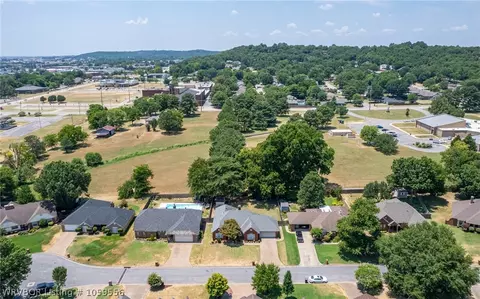 2704 Canterbury Cir, Fort Smith, AR 72903 photo 42