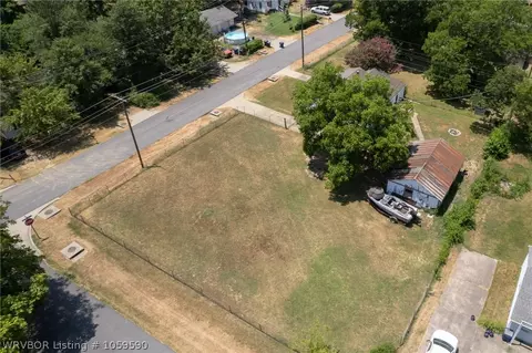2115 Knoxville St, Fort Smith, AR 72901 photo 3