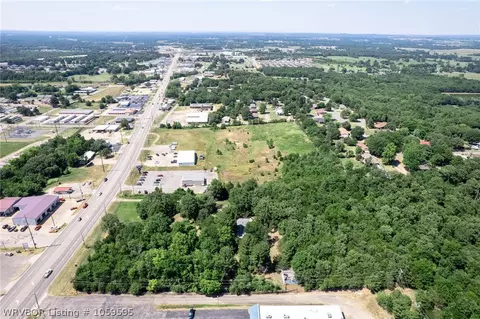 2402 Broadway St, Poteau, OK 74953