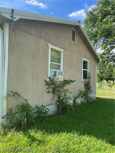 100 E 3rd St, Gore, OK 74435 photo 3