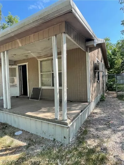 100 E 3rd St, Gore, OK 74435 photo 7