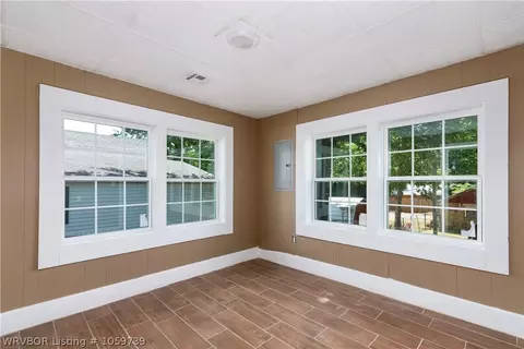 1310 5th St, Fort Smith, AR 72901 photo 5