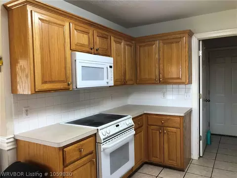 7204 Millennium Dr, Fort Smith, AR 72916 photo 8