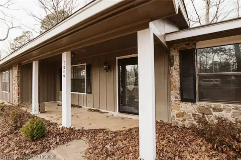 7909 N Pinewood, Pine Bluff, AR 71603 photo 2