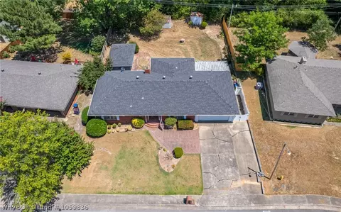 933 S 68th Ln, Fort Smith, AR 72903 photo 5