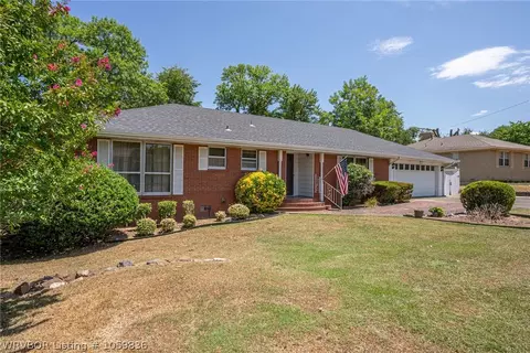 933 S 68th Ln, Fort Smith, AR 72903 photo 1