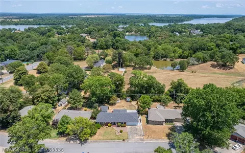 933 S 68th Ln, Fort Smith, AR 72903 photo 8