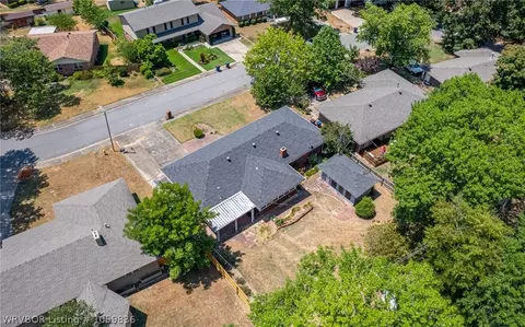933 S 68th Ln, Fort Smith, AR 72903 photo 7