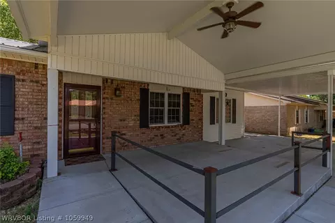 1308 Brewer Ln, Lavaca, AR 72941 photo 4