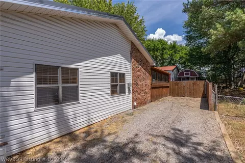 1308 Brewer Ln, Lavaca, AR 72941 photo 7