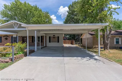 1308 Brewer Ln, Lavaca, AR 72941 photo 5