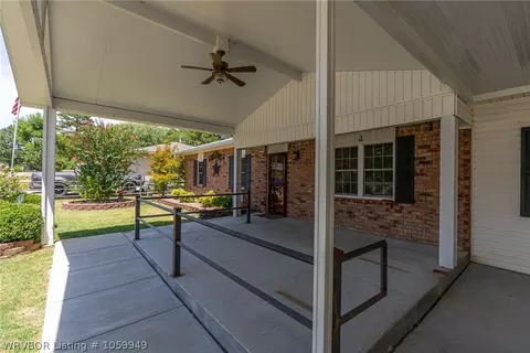 1308 Brewer Ln, Lavaca, AR 72941 photo 9