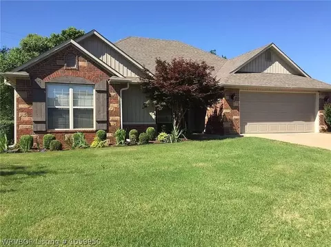 2019 Yukon Dr, Barling, AR 72923 photo 1