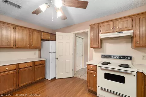 5115 S 94th St, Fort Smith, AR 72903 photo 8