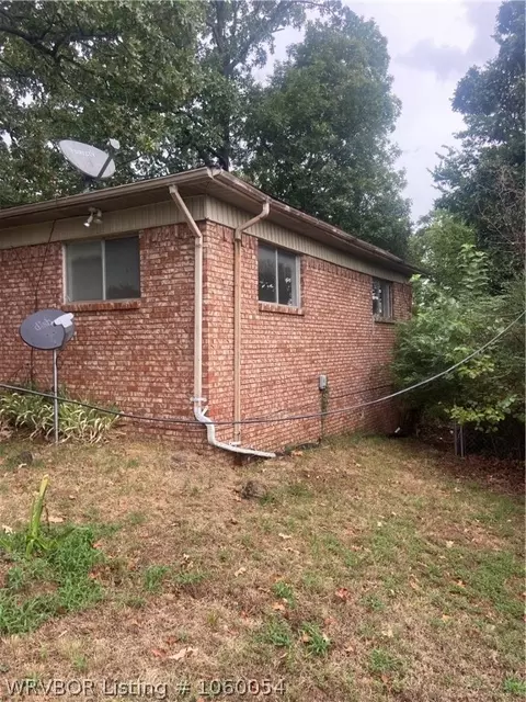 1105 S Waldron, Fort Smith, AR 72903 photo 4