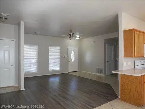 1915 55th Pl, Fort Smith, AR 72904 photo 11