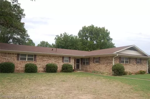 8100 Clover Dr, Fort Smith, AR 72908 photo 2