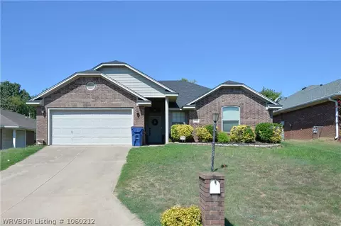 7514 Red Pine Dr, Fort Smith, AR 72916 photo 2
