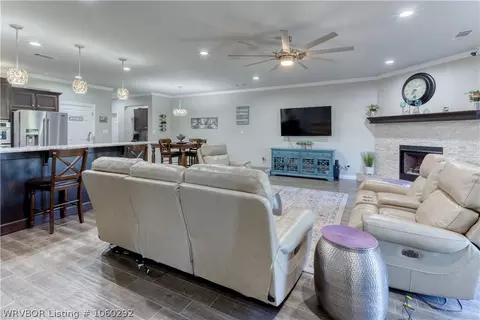 3308 Bugscuffle Rd, Lavaca, AR 72941 photo 8