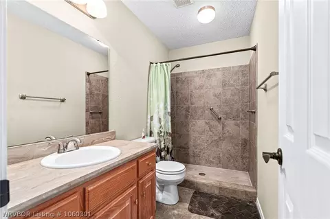 2406 L St, Barling, AR 72923 photo 36