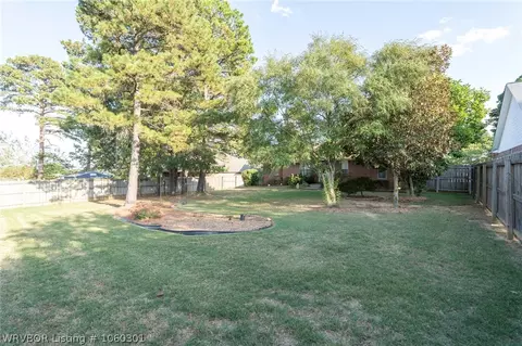 2406 L St, Barling, AR 72923 photo 13