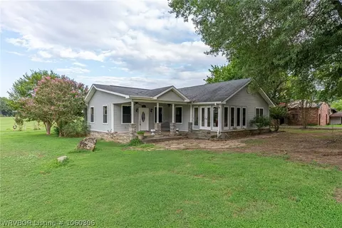 591 Wiggins Dr, Paris, AR 72855 photo 1