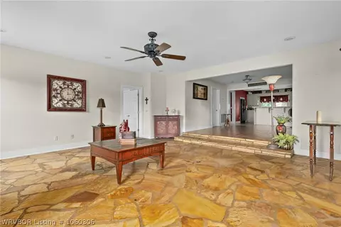 591 Wiggins Dr, Paris, AR 72855 photo 9