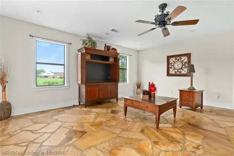 591 Wiggins Dr, Paris, AR 72855 photo 6