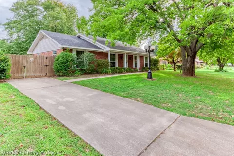 4722 S W St, Fort Smith, AR 72903 photo 3