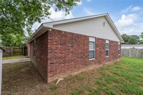 7204 Texas Rd, Fort Smith, AR 72908 photo 3