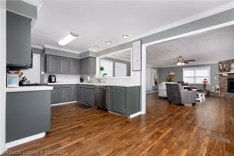 8005 Holly Ave, Fort Smith, AR 72908 photo 8