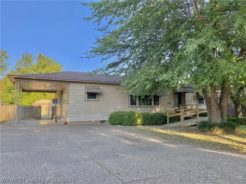 4507 S 22nd St, Fort Smith, AR 72901 photo 1