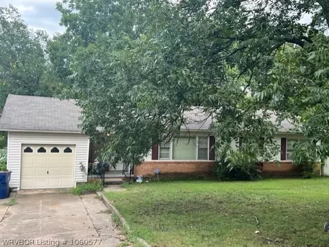 1613 Houston St, Fort Smith, AR 72901 photo 2