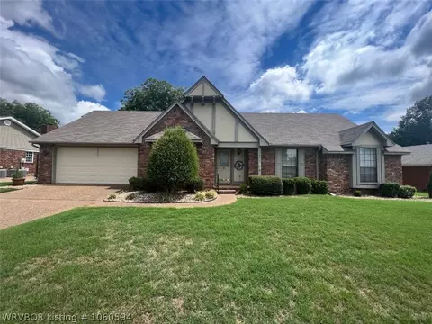 10601 Harrow Heath St, Fort Smith, AR 72908 photo 2