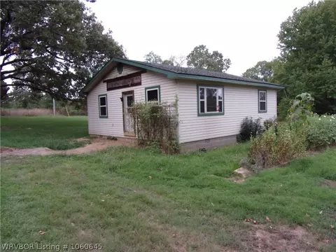 2632 Citadel Bluff Trl, Cecil, AR 72930 photo 2